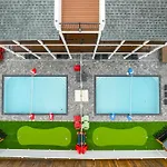 Double Dare 2 Pools Golf Grill Bar Games Nr Beach