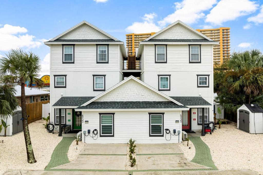 Apartment Double Dare 2 Pools Golf Grill Bar Games Nr *